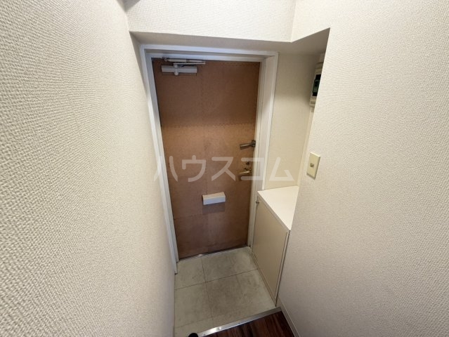 13/30 玄関