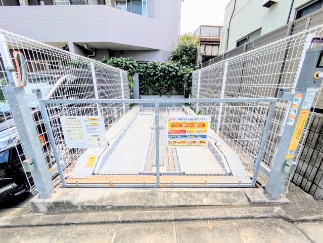 4/8 駐車場