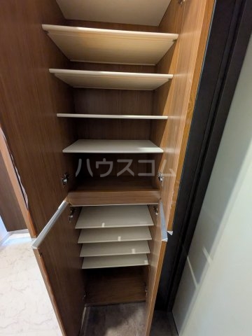 収納