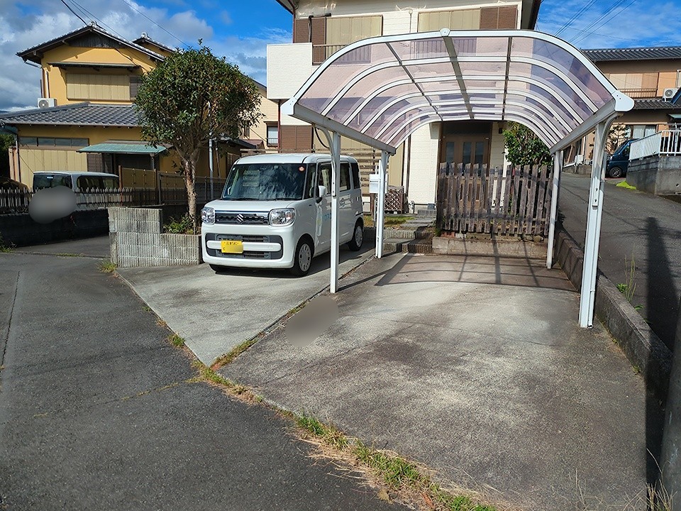 2/4 駐車場