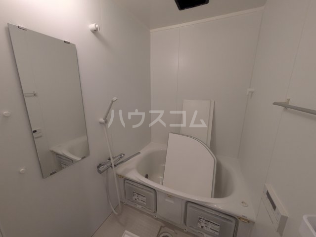 17/30 浴室