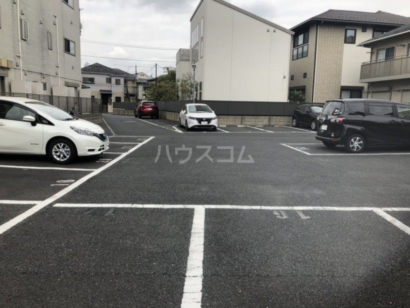 19/21 駐車場