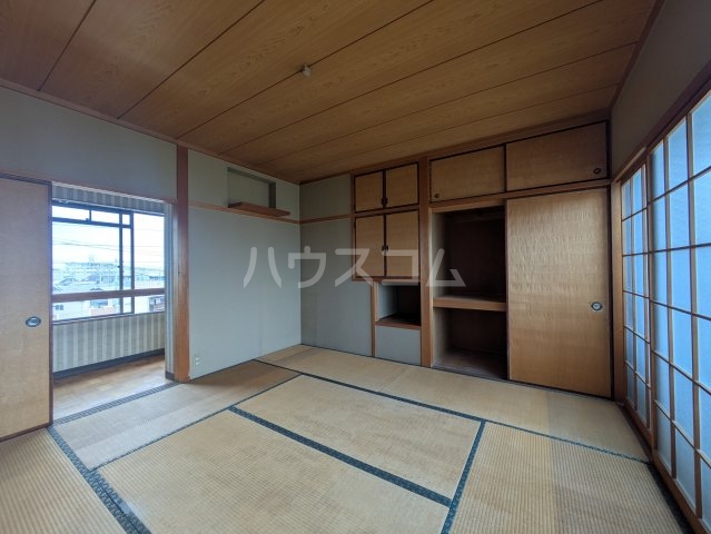 13/30 室内