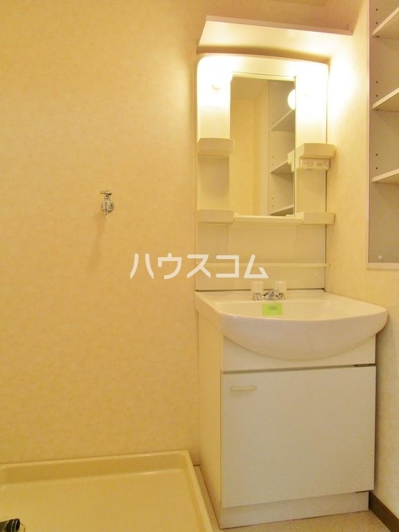 13/30 洗面