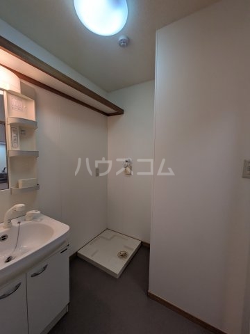13/30 洗面