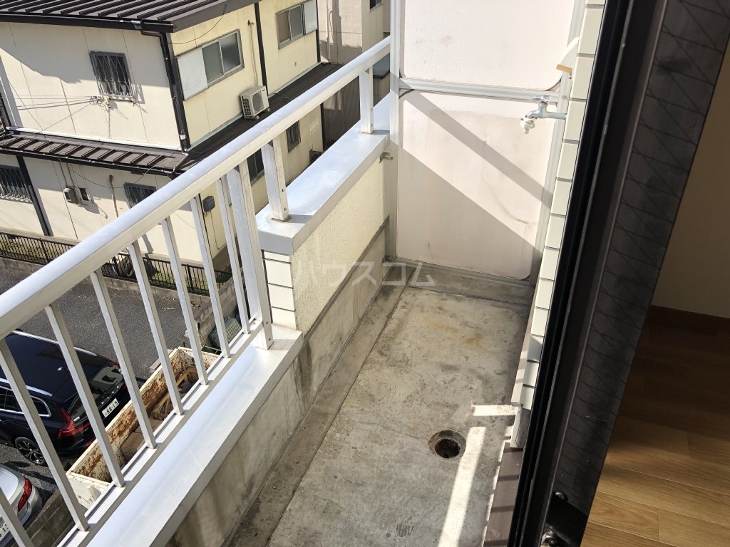 21/30 バルコニー