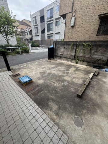21/30 駐車場