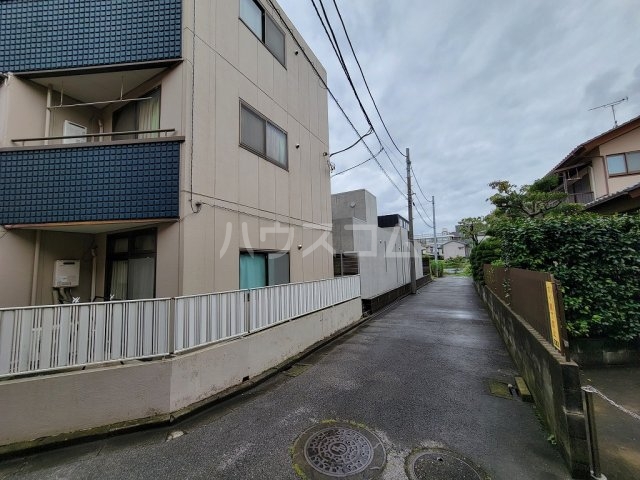 28/30 駐車場
