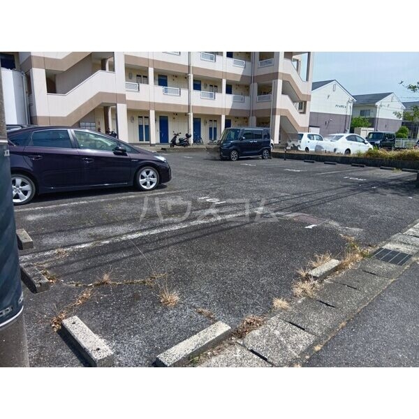 14/24 駐車場