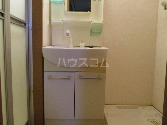 13/28 洗面