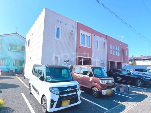 2/4 駐車場