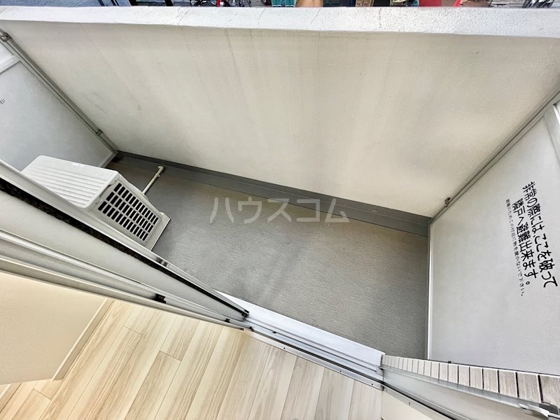 14/30 バルコニー