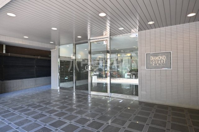 29/30 エントランス