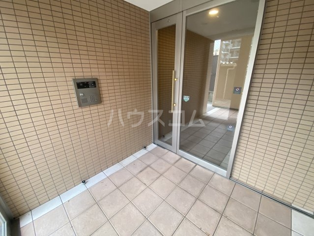 2/10 エントランス