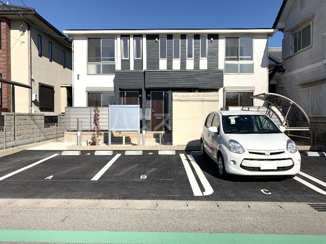 2/8 駐車場
