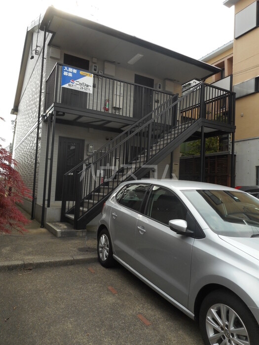 13/23 駐車場