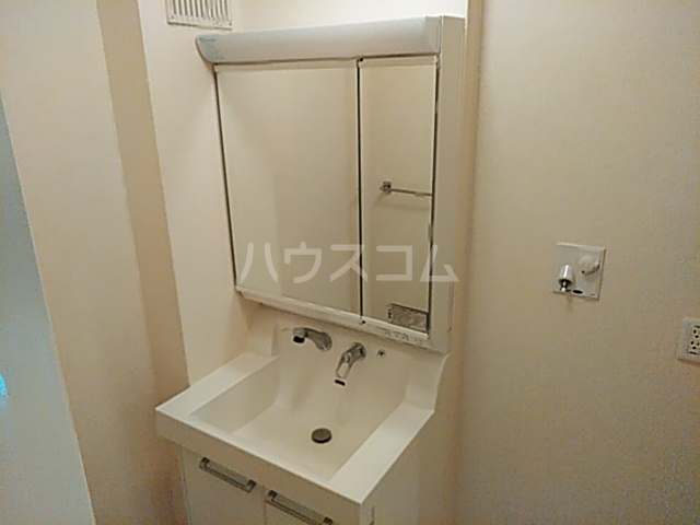 17/30 洗面