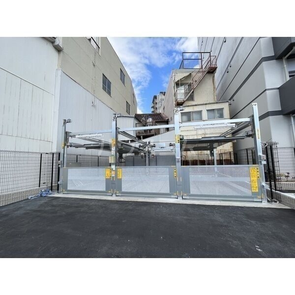 21/29 駐車場