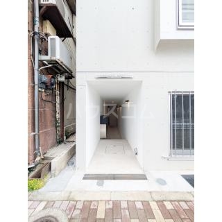 21/24 エントランス