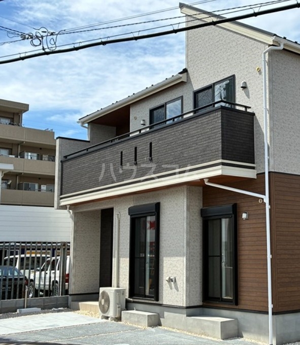 14/19 駐車場