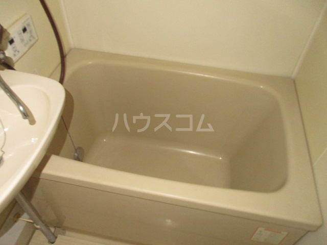 19/30 浴室