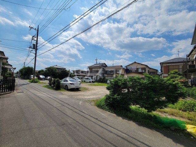 27/30 駐車場