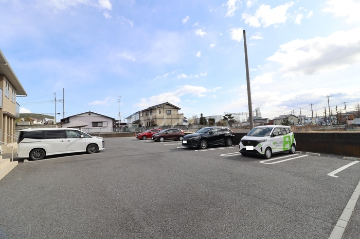 17/18 駐車場