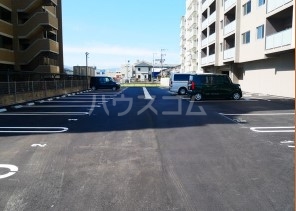 14/19 駐車場