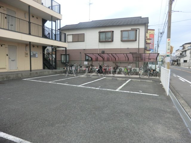 14/20 駐車場