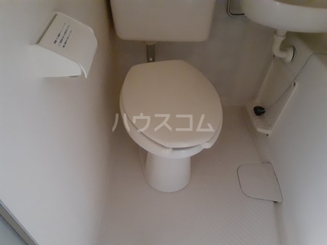 13/30 トイレ