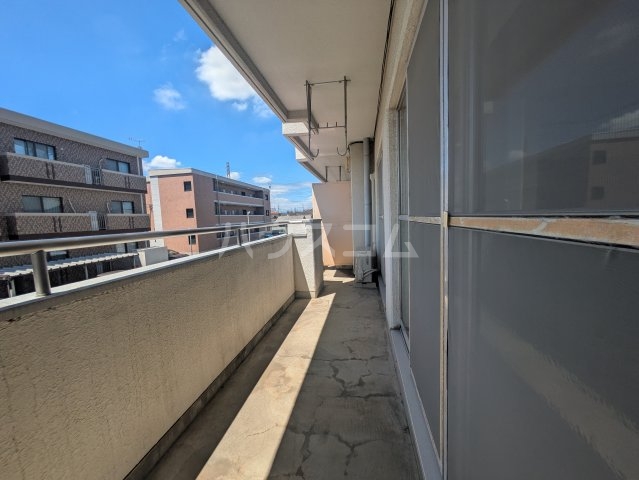 23/30 バルコニー