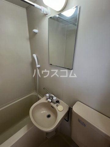 13/30 洗面