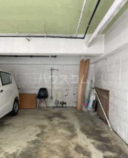 2/2 駐車場