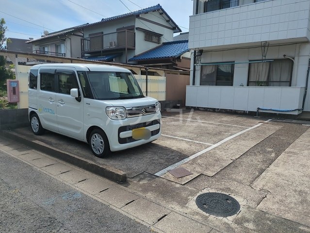 19/22 駐車場