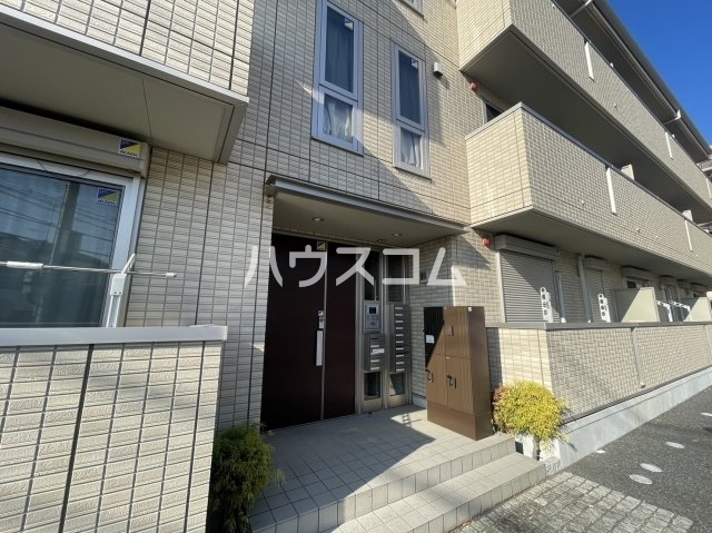 15/21 エントランス
