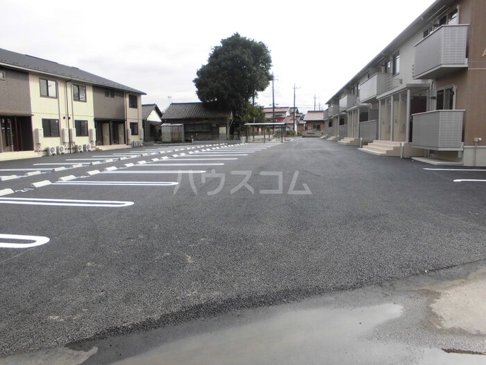 17/20 駐車場