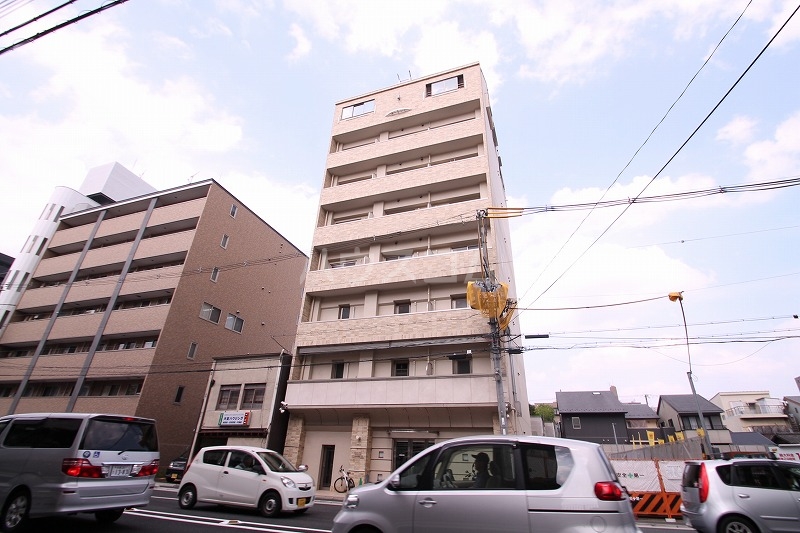 1/16 外観