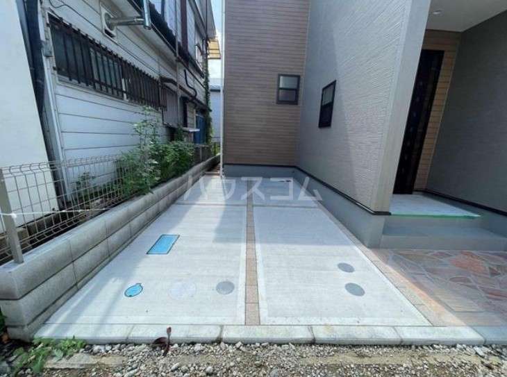 17/20 駐車場