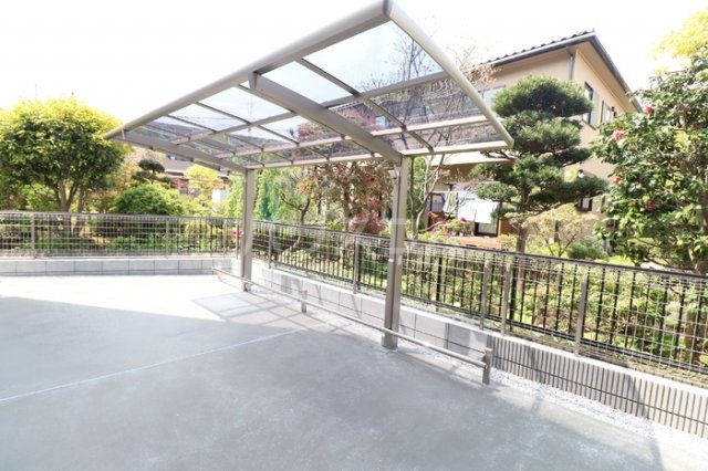 26/29 駐車場