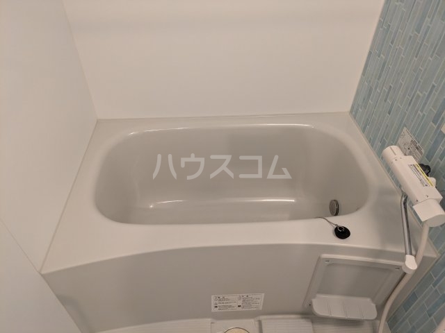 16/30 浴室