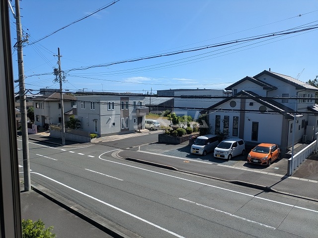 2/4 駐車場