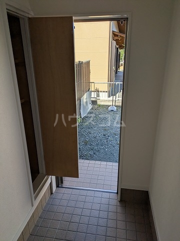 15/30 玄関