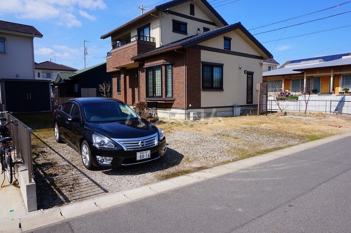2/6 駐車場
