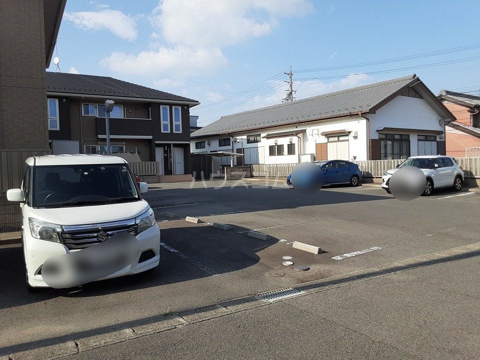 15/16 駐車場