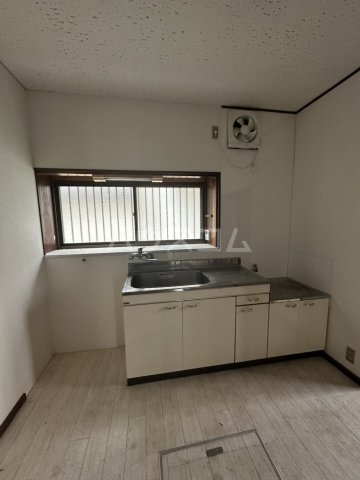 16/26 キッチン