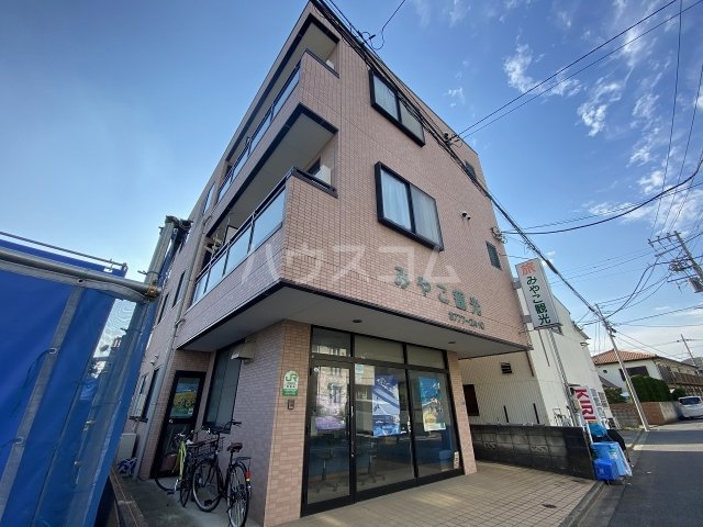 2/8 外観