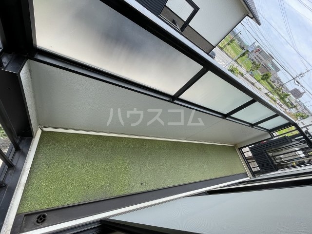 17/27 バルコニー