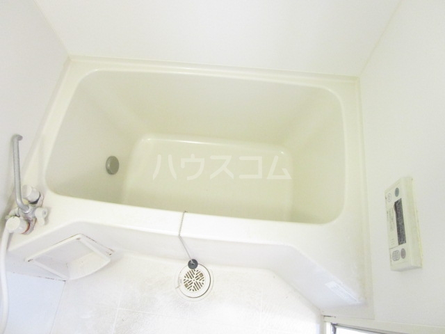 16/30 浴室