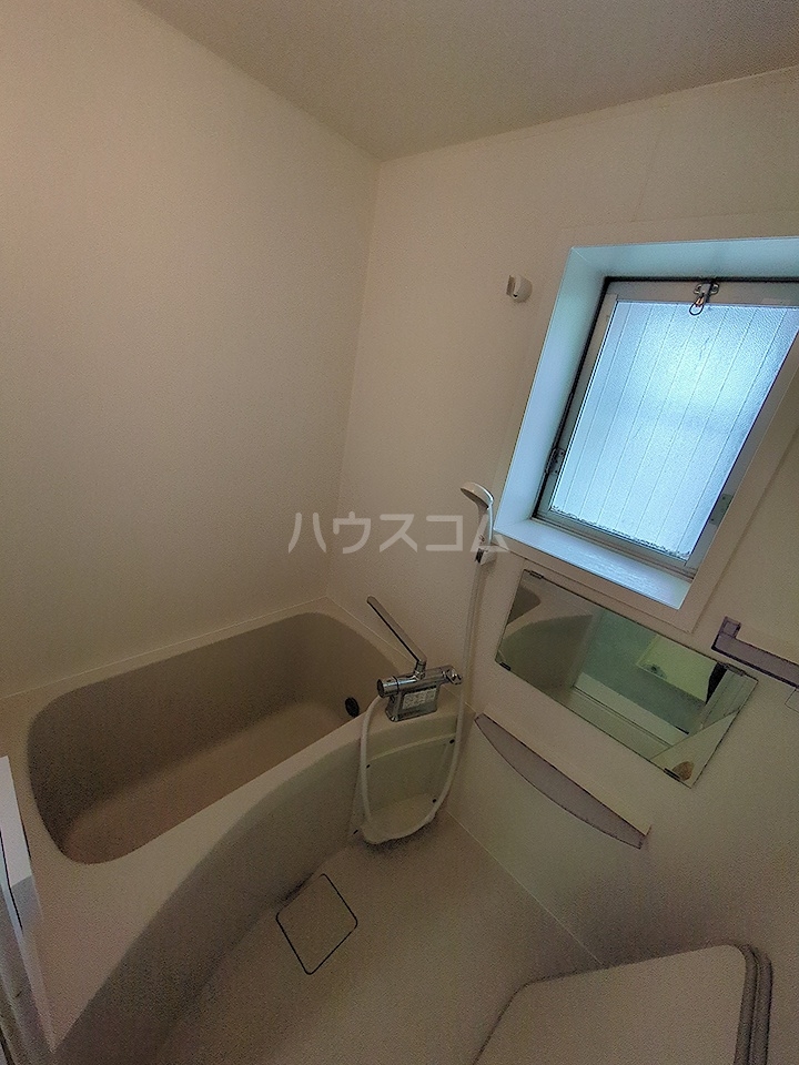 14/25 浴室