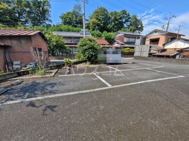 14/15 駐車場